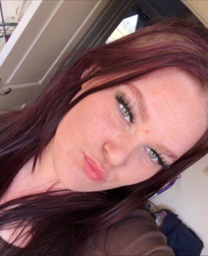 Scottish slut Lucy, 21 #8S7YNFAM